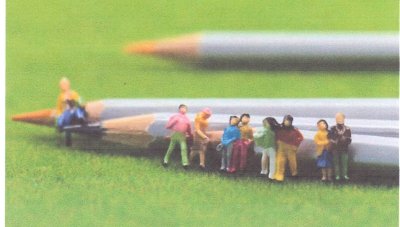 Zoom bild av 25 ST. SORTERADE FIGURER I SKALA N.