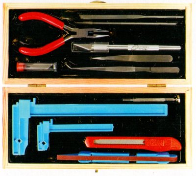 Zoom bild av MODELLPLANSBYGGARENS VERGTYGSSATS.