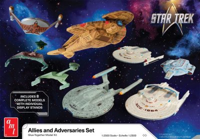 Zoom bild av 1/2500 Star Trek Adversaries & Allies Ship Set
