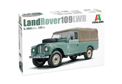 Zoom bild av ITALERI 1:24 Land Rover 109 LWB